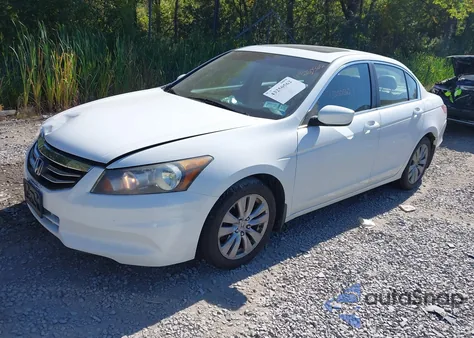 2011 Honda Accord 2.4 Ex-L z USA, uszkodzony, nr VIN 1HGCP2F80BA144406